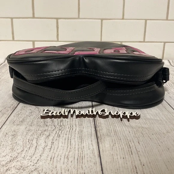 *Love Pain and Stitches Pink Metallic CREEP Heart Valloween Crossbody Purse - Picture 4 of 8